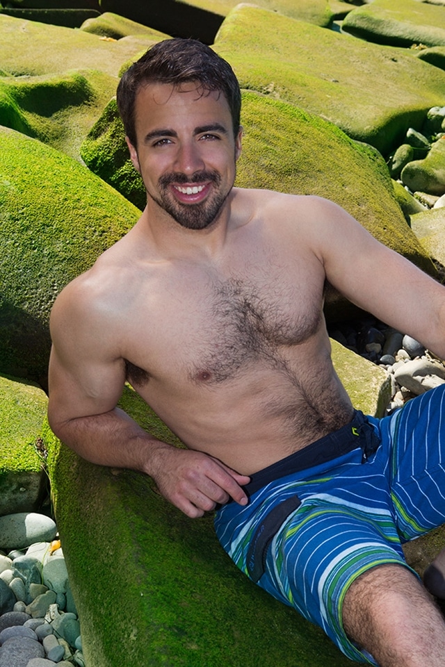 Sean-Cody-bearded-Eddie-beautiful-gorgeous-hairy-chest-fur-hair-ass-cheeks-bubble-butt-average-dick-006-male-tube-red-tube-gallery-photo